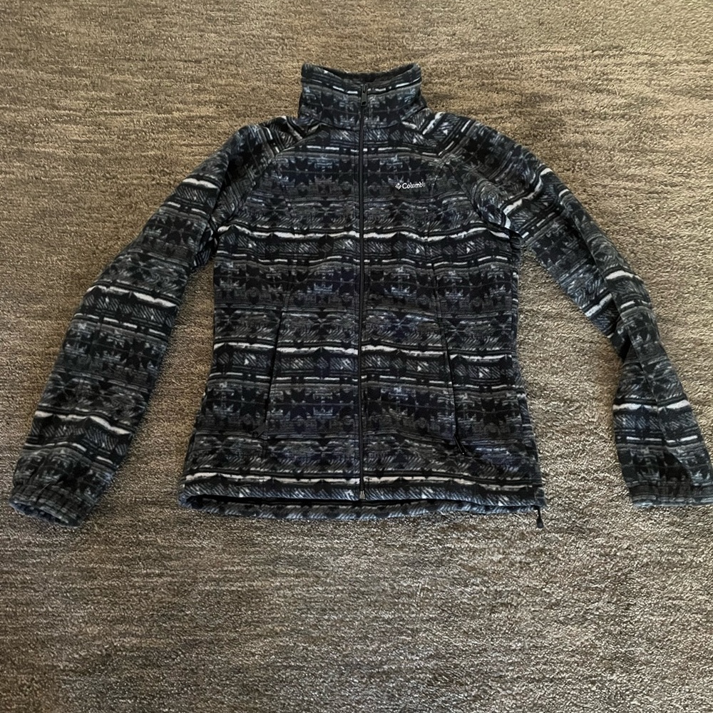 Columbia zip up sweatshirt size Medium